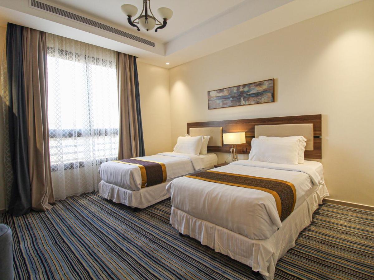 Friesian Hotel Suites Jeddah Bagian luar foto