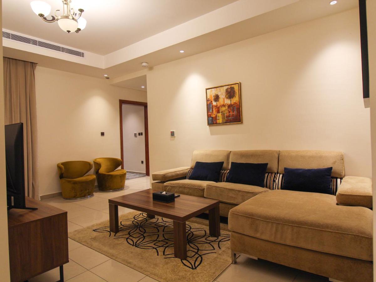 Friesian Hotel Suites Jeddah Bagian luar foto