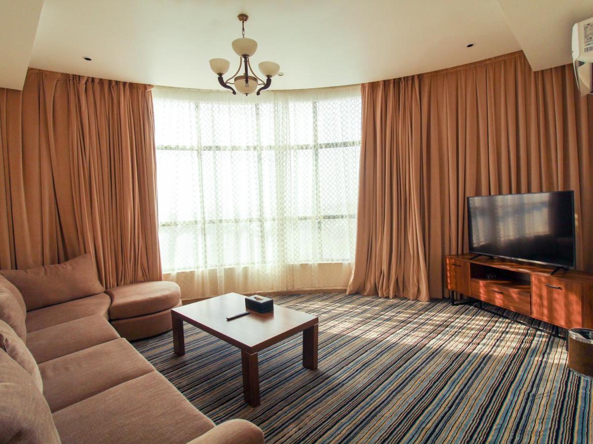 Friesian Hotel Suites Jeddah Bagian luar foto