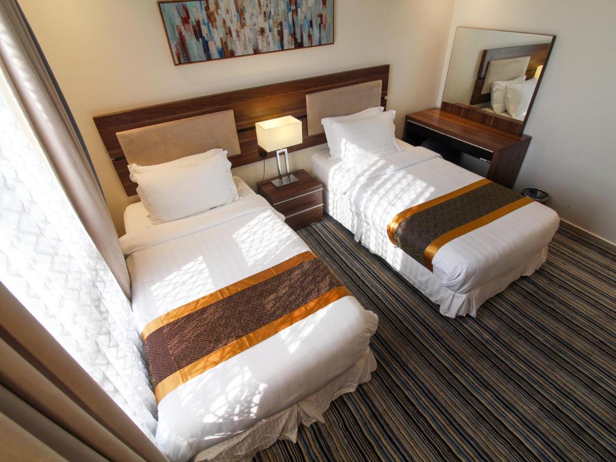 Friesian Hotel Suites Jeddah Bagian luar foto