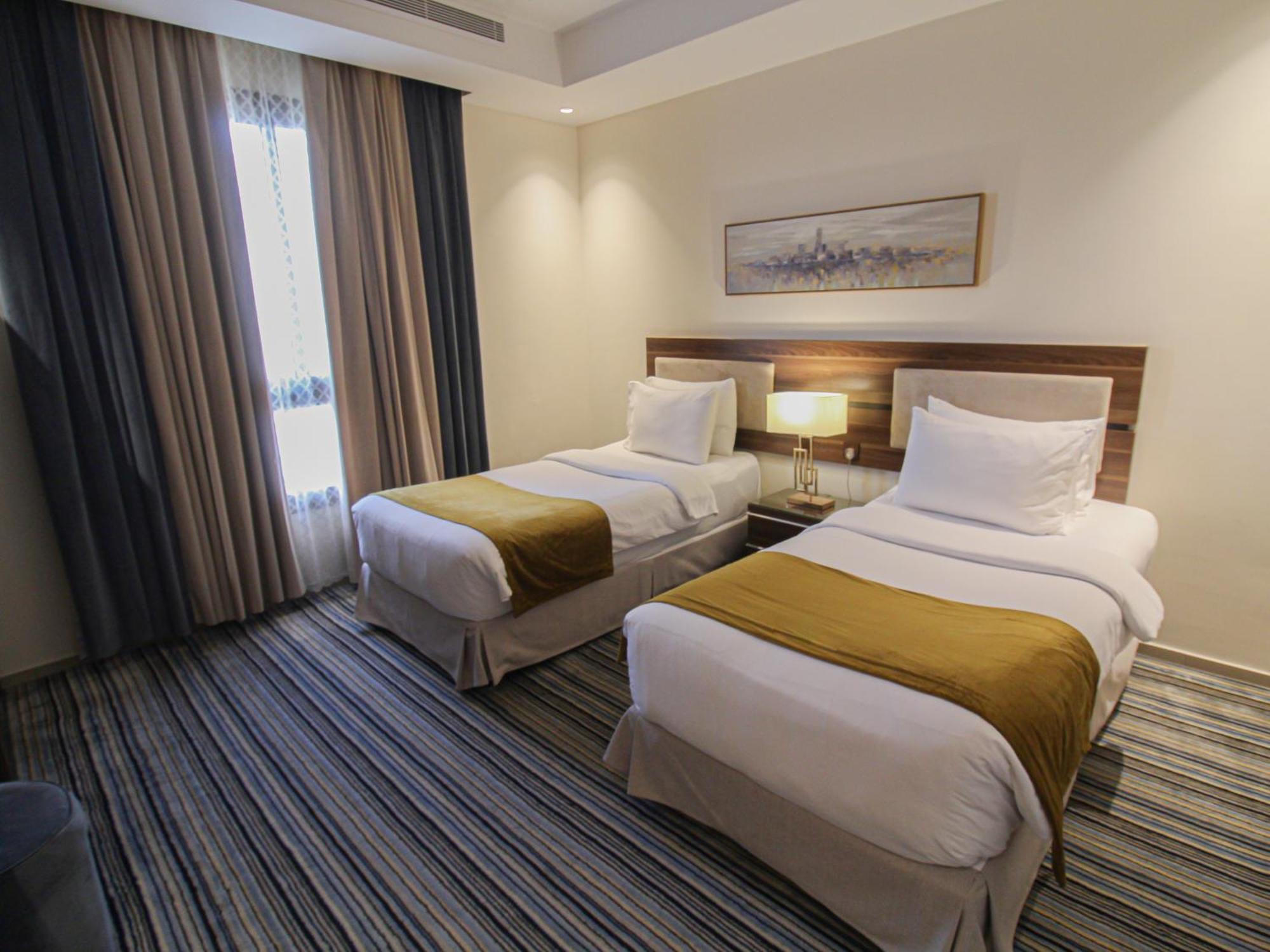 Friesian Hotel Suites Jeddah Bagian luar foto