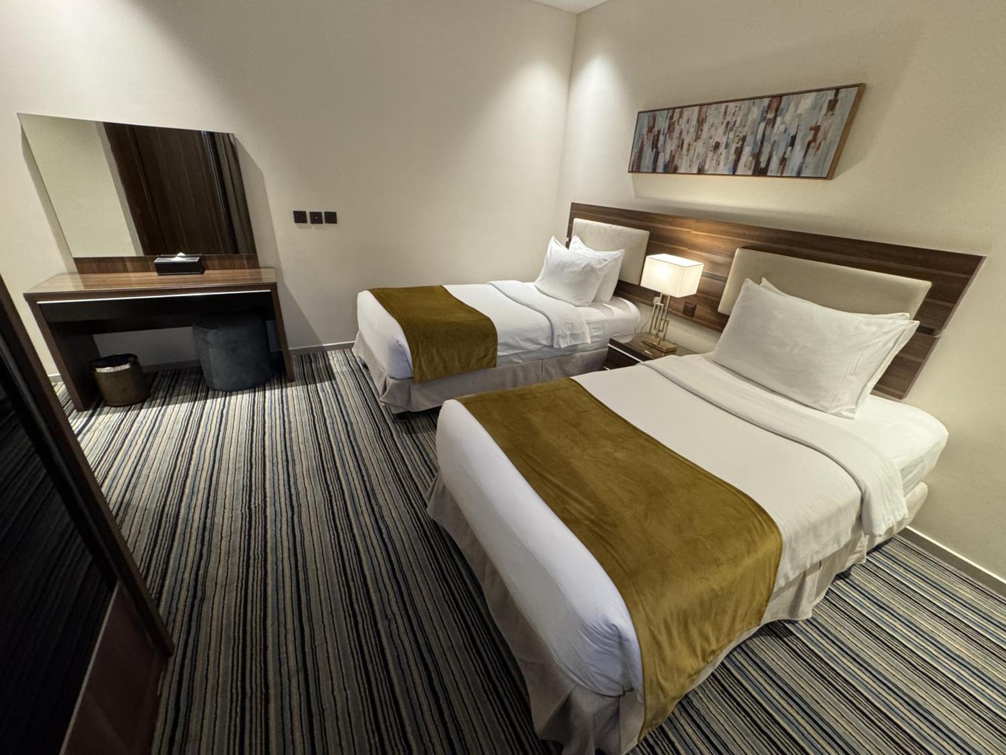 Friesian Hotel Suites Jeddah Bagian luar foto
